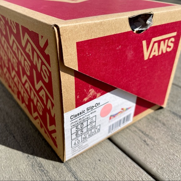 Vans Classic Slip-On Pride Rainbow Color Sneakers 🌈 - Picture 6 of 6